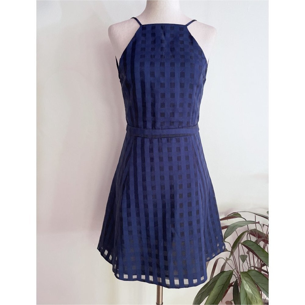 Euc Nbd Animosity Checked Windowpane Mini Blue Ba… - image 2